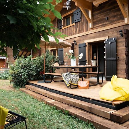 Le Petit Chalet De Montriond Eksteriør bilde