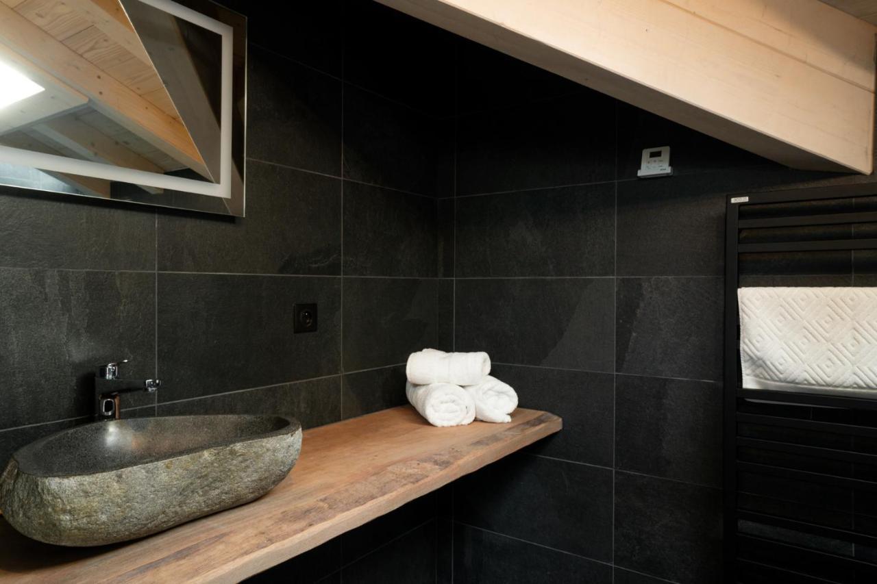 Le Petit Chalet De Montriond Eksteriør bilde